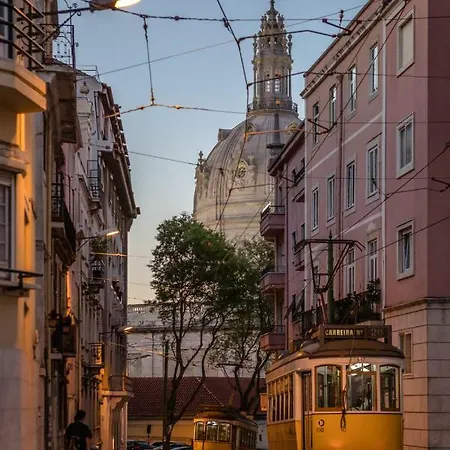 On/set Alfama - Cinema 아파트 리스본